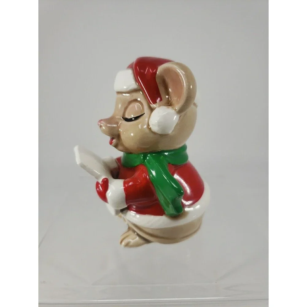 Vintage Christmas Caroling Santa Mouse Ceramic 1981 Made in Japan Quon-Quon